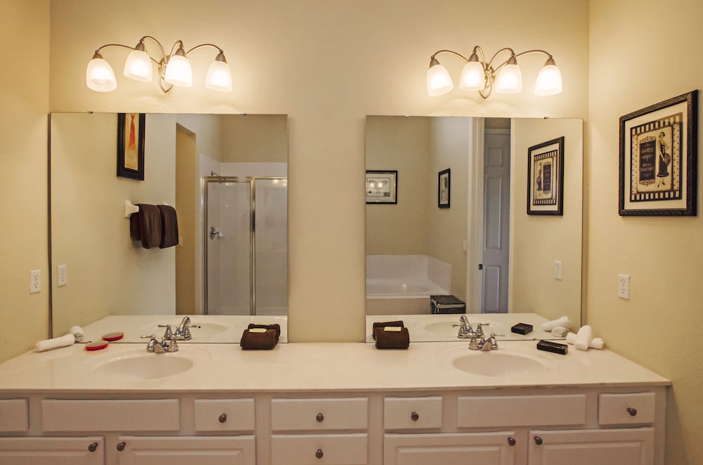 3BD 2BA Condo Sleeps 8 Gold RVC30663 Bedroom RHOF
