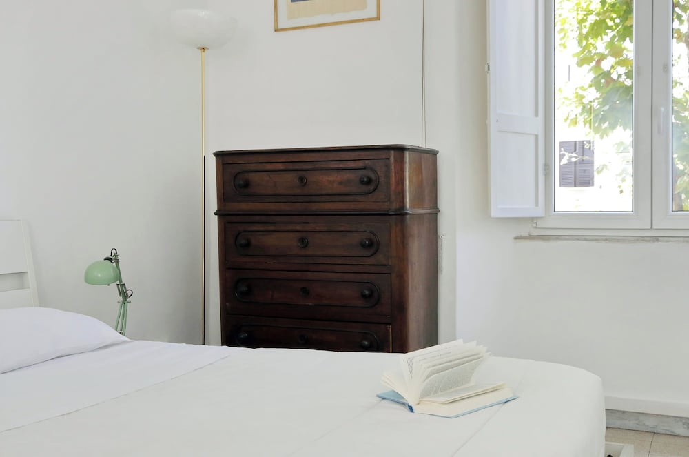 Cozy Merulana