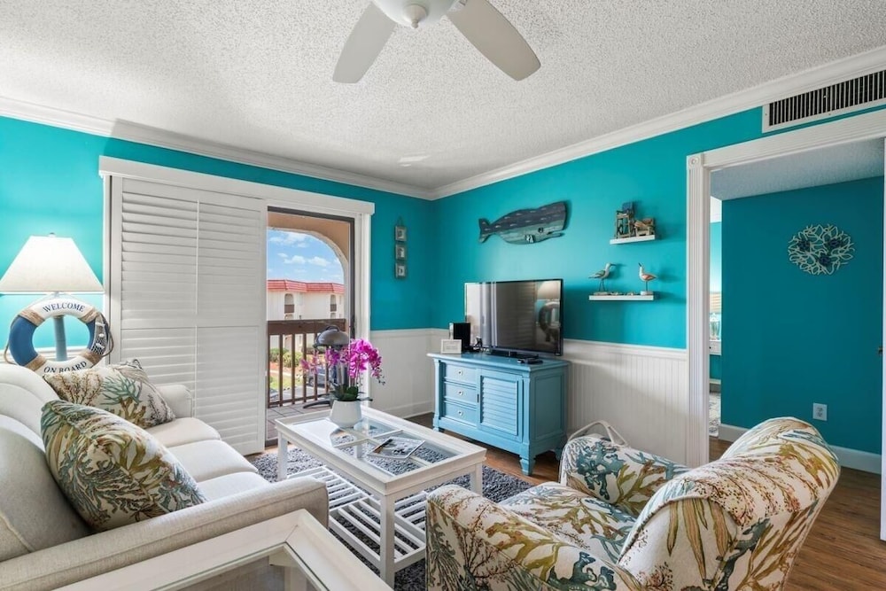 Aqua Vista Retreat 2 Bedroom Condo