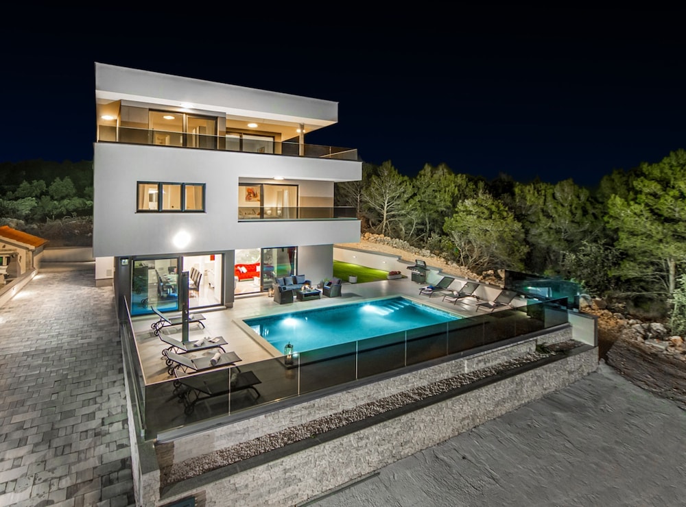 Villa Shaula