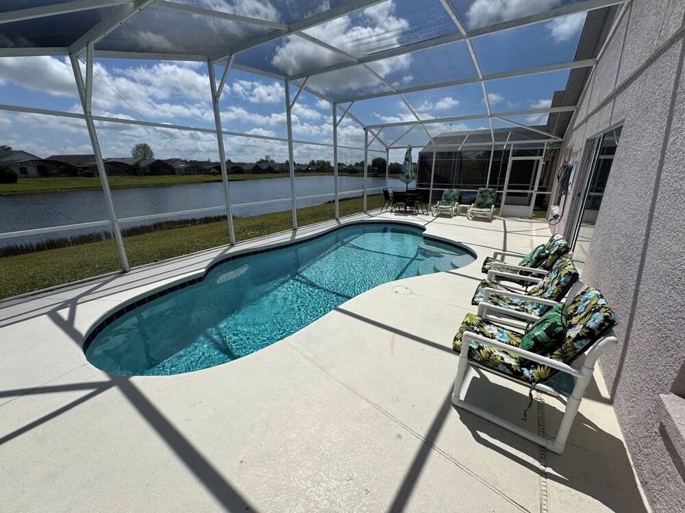 Relaxing 3br/2ba Home - Just 15 Minutes From Disney!