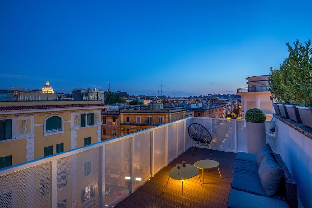 Wonder Vatican Terrace