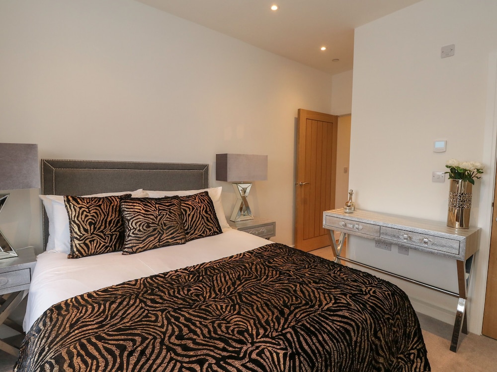 Harbourside Haven Penthouse 1