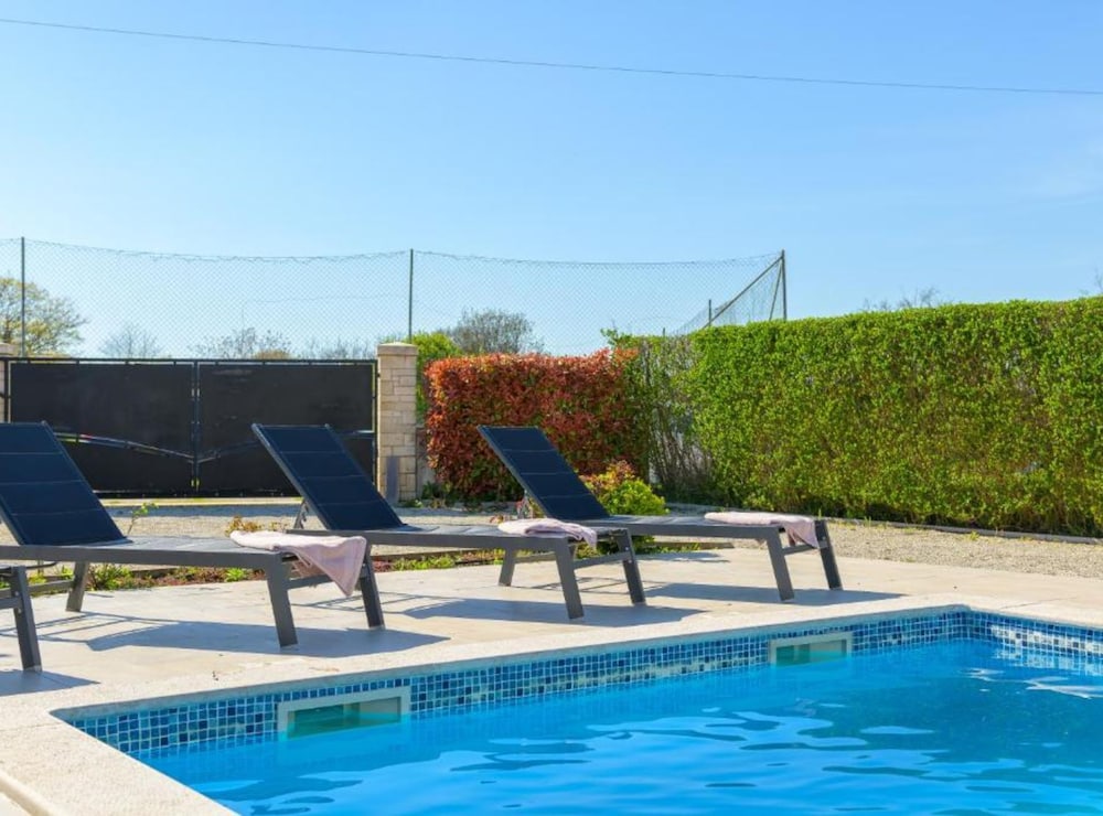 Villa Prestige Azinetti With Pool