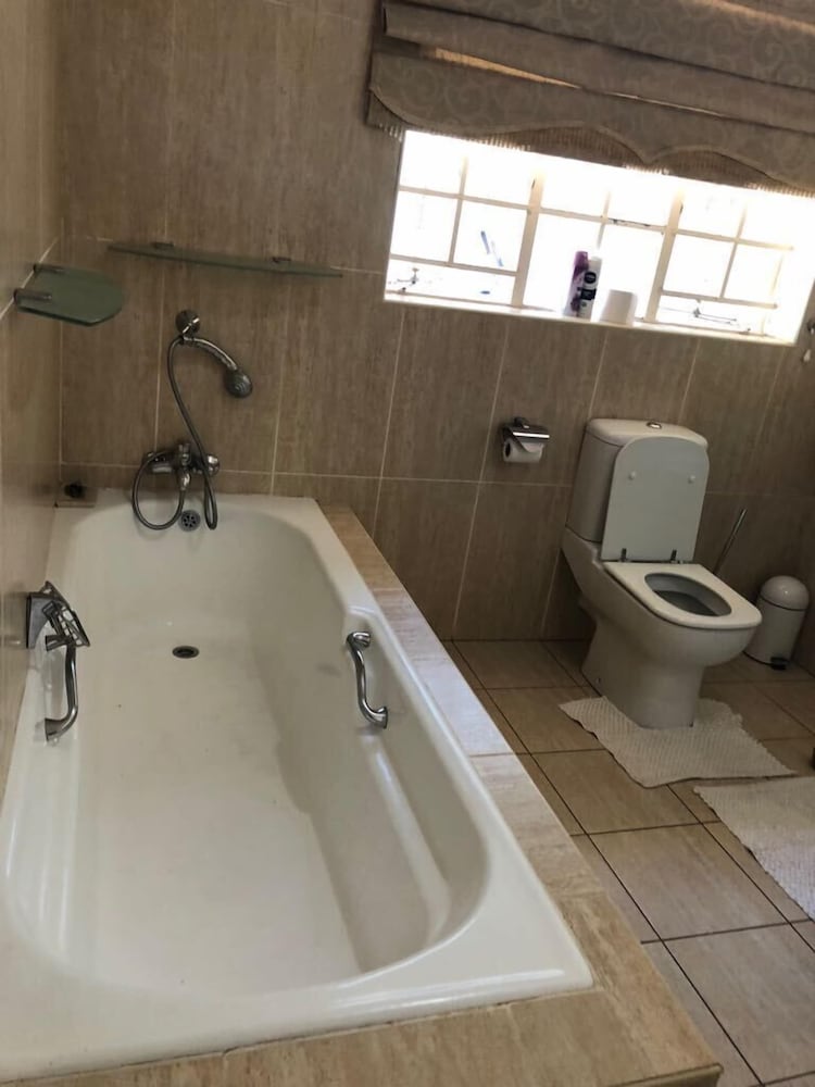 Khuvena Guest House
