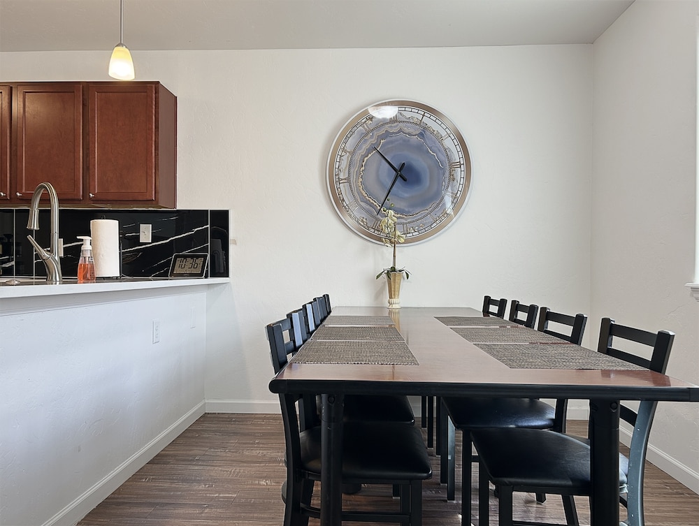 Canyon View Oasis 3 Bedroom Home