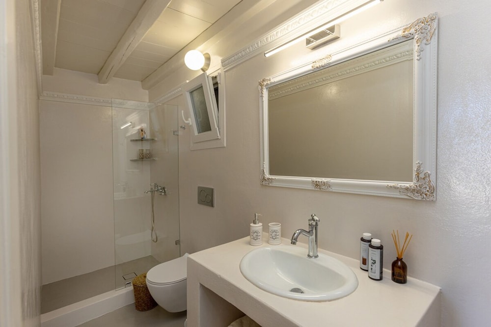 Rmos Seaside Villa A With Private Pool
