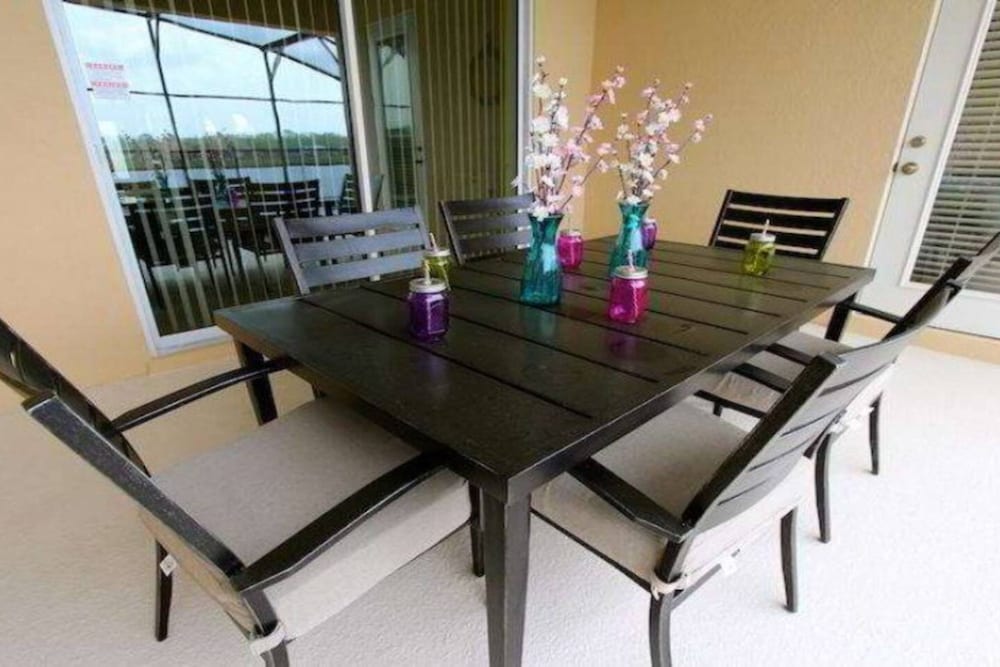 4bdr w Pool Near Disney