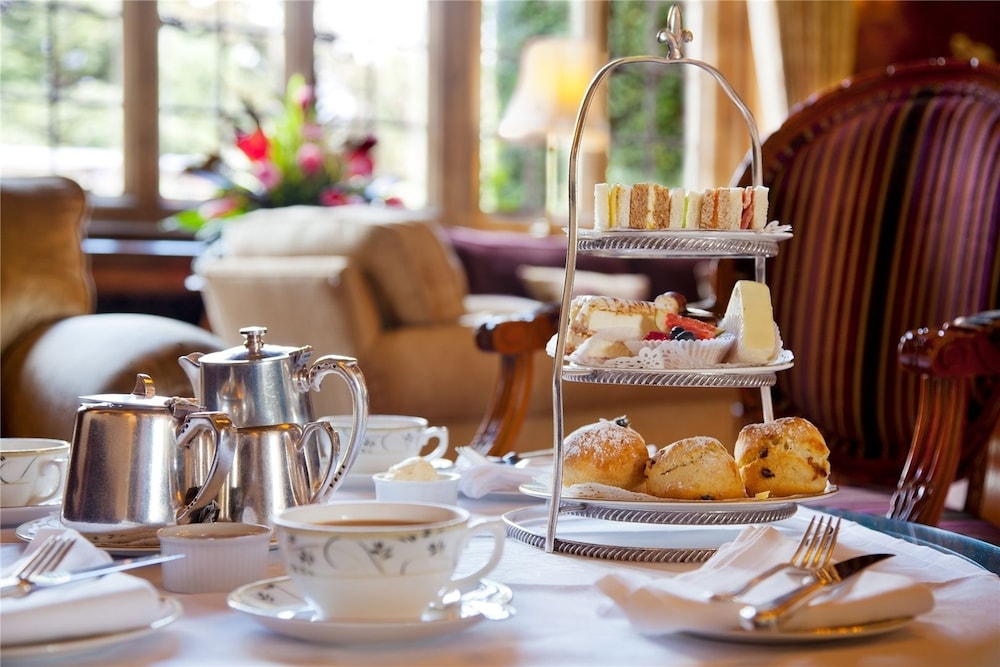 Hook Vacations - Tylney Hall - Property Image 5