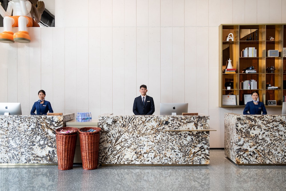 GZ Baiyun Airport MeHood Liz Hotel T1