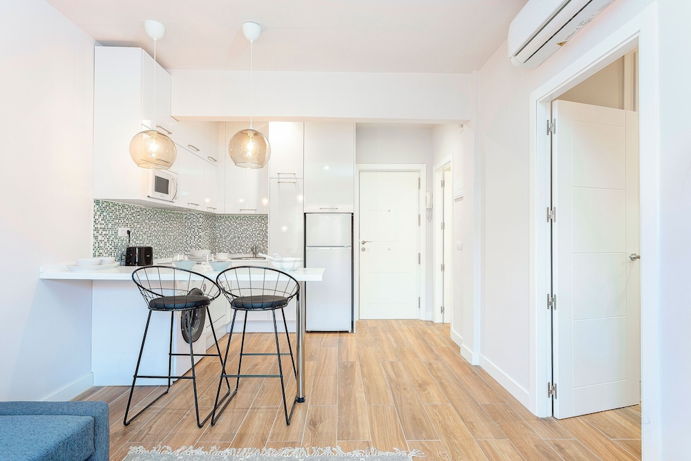 1 Bd With Balcony Perfect Location Sta Marta II