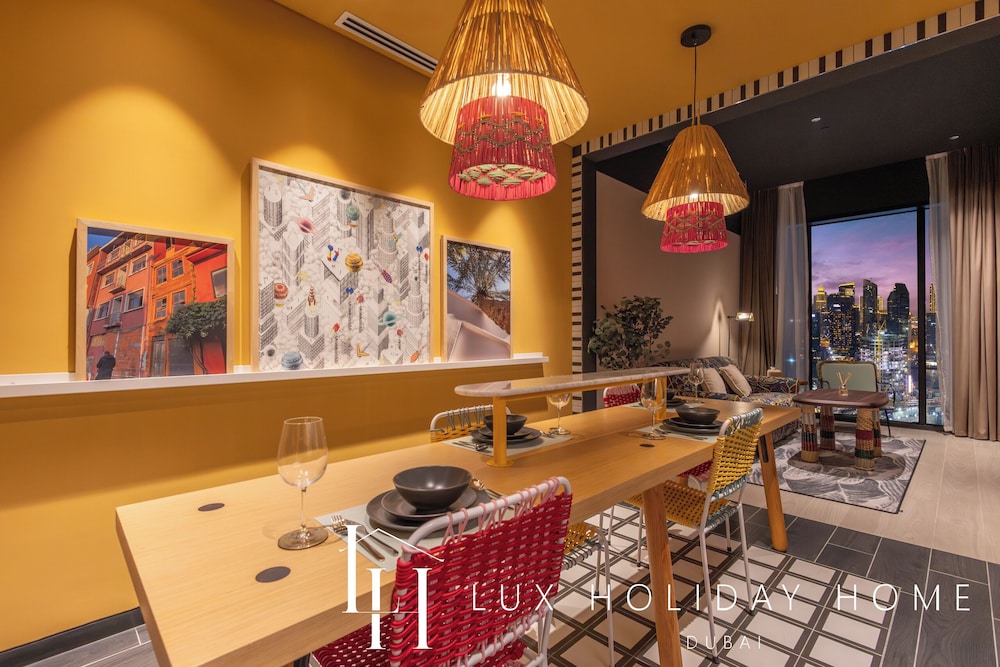 LUX The Modern Retro Suite