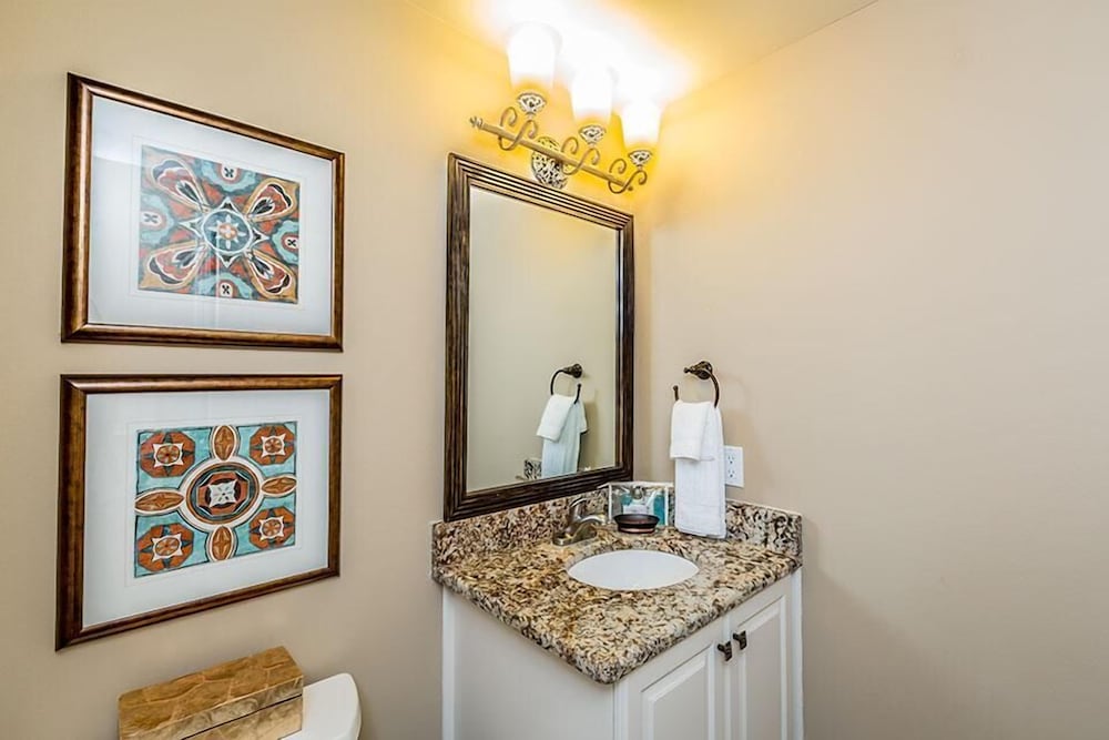 ST MAARTEN 808 3 Bedroom Holiday Home by Five Star Properties