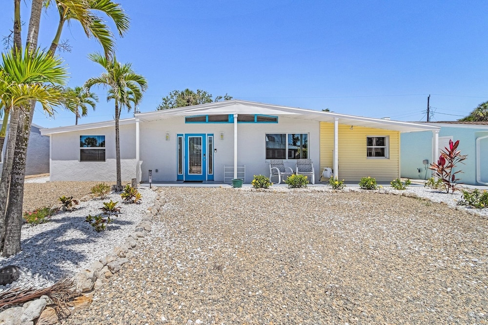185 Hibiscus Hideaway: 3br Home On Fmb! 3 Bedroom Home