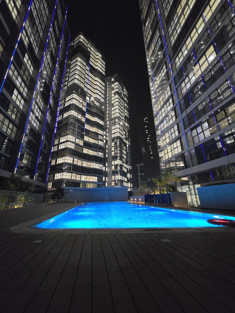 LUXURY MOON 2BHK AP.