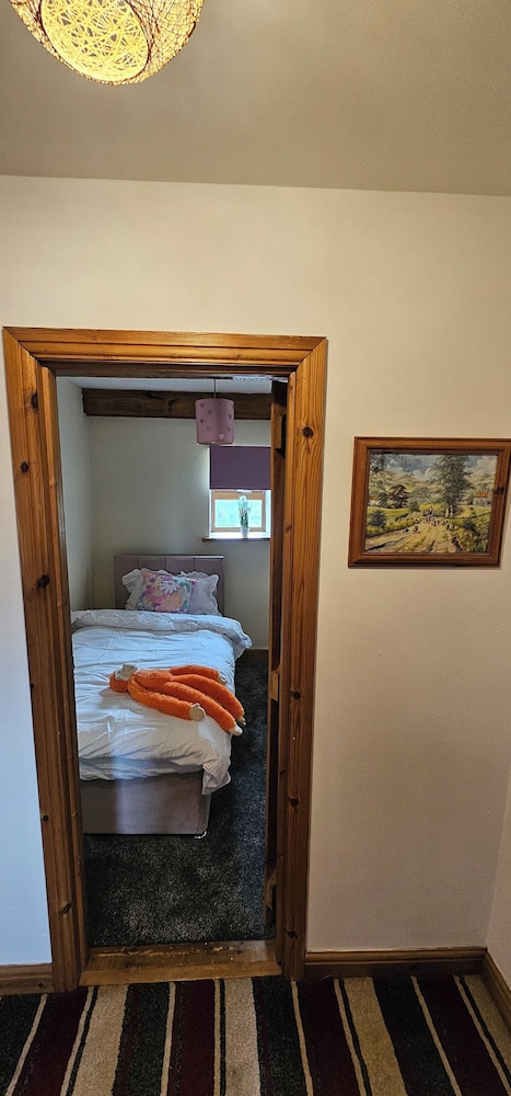 Delightful Space-view Farmhouse Astronauts Lodge