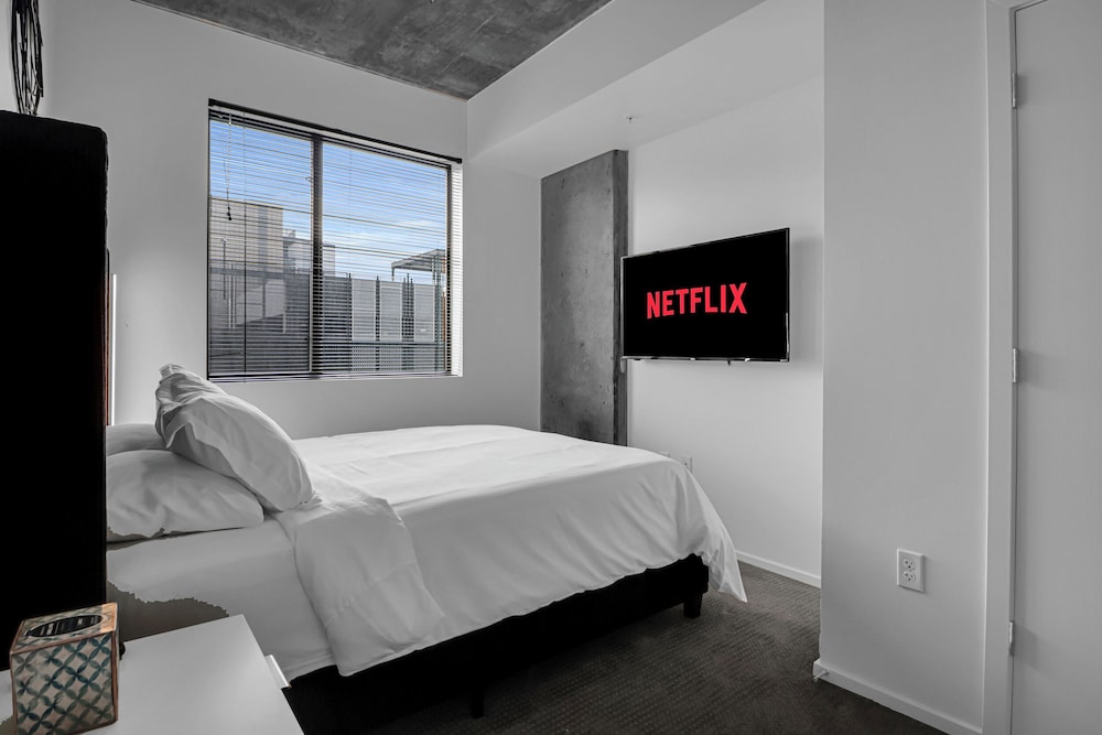 Phoenix Urban Luxury Escape