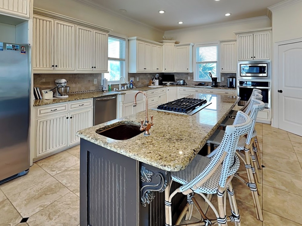 Oceans 111 by Topsail Realty