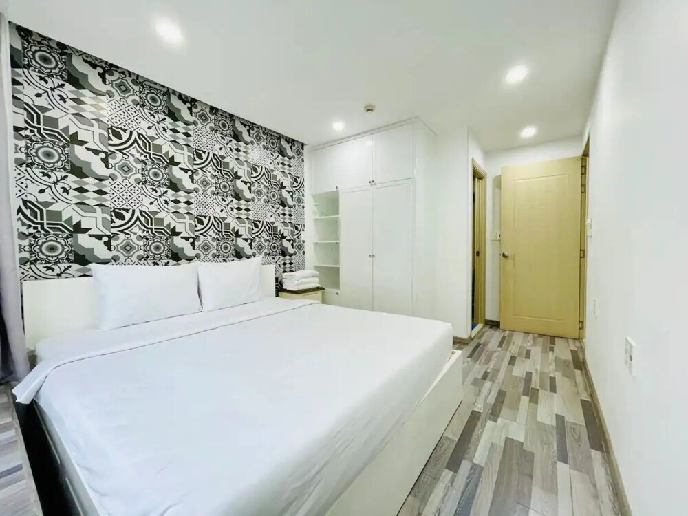 Scenic Valley View Residence