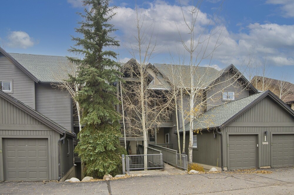 Canyon Run I-203 2 Bedroom Condo by Redawning - Property Image 5
