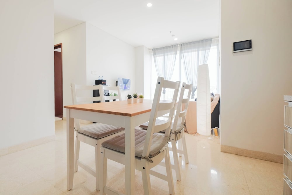 Boho Touch 2Br Apartment With Extra Room At Lucky Tower Residence