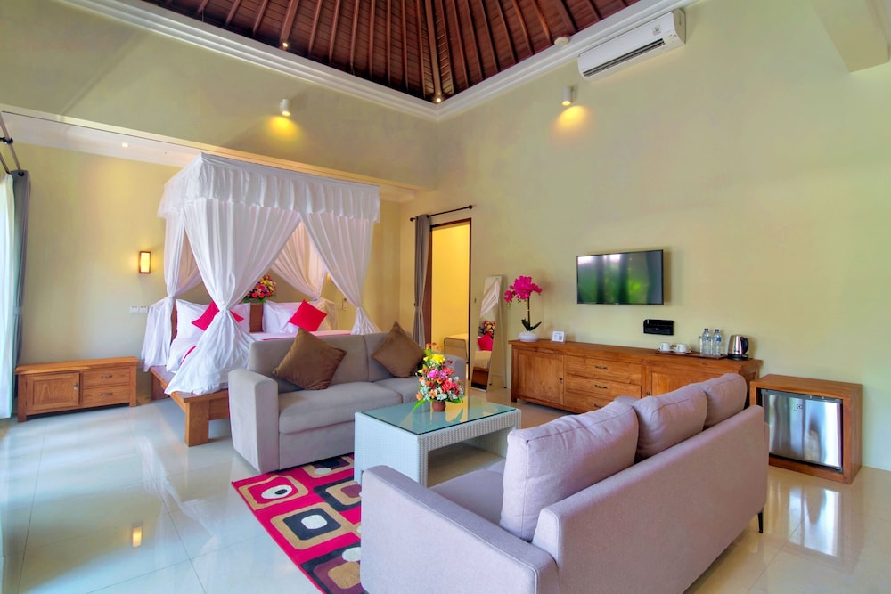 Sari Sasih Hillside By Reccoma
