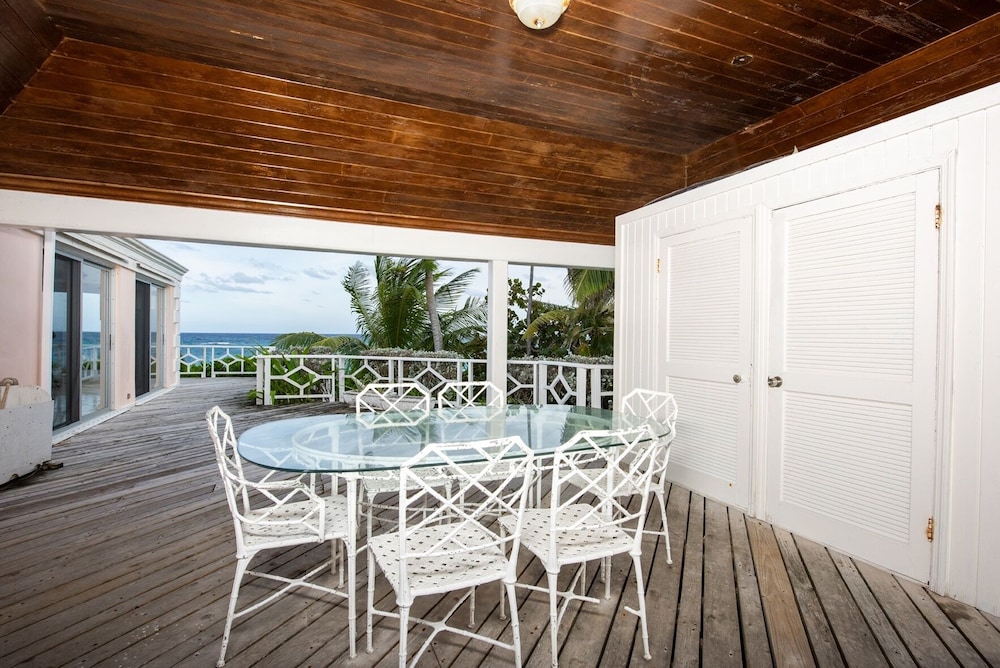 Palm Hill House 4 Bedroom Home