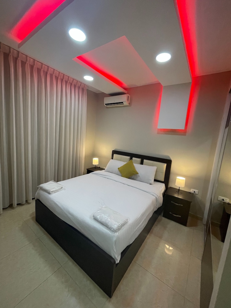 Charming Amman Apartent With City Views