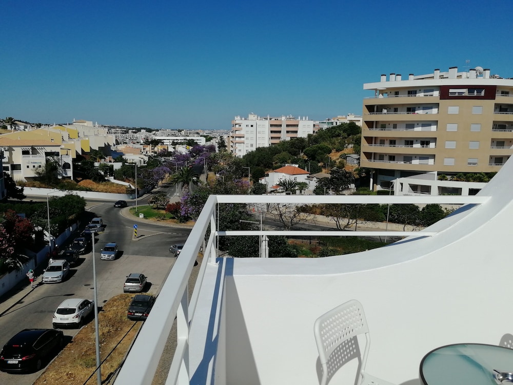 Ocean's 7 - Lagos Guest House view 3