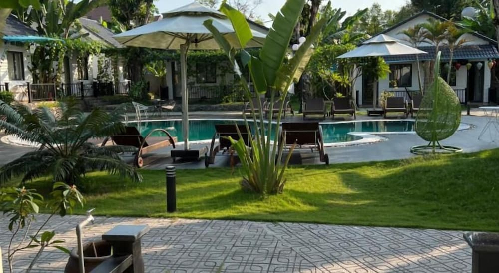 Rum Bungalow Resort Phu Quoc