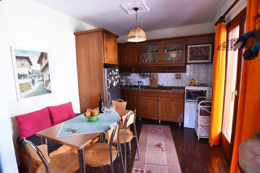2 Bedroom Art House in Kavala view 3