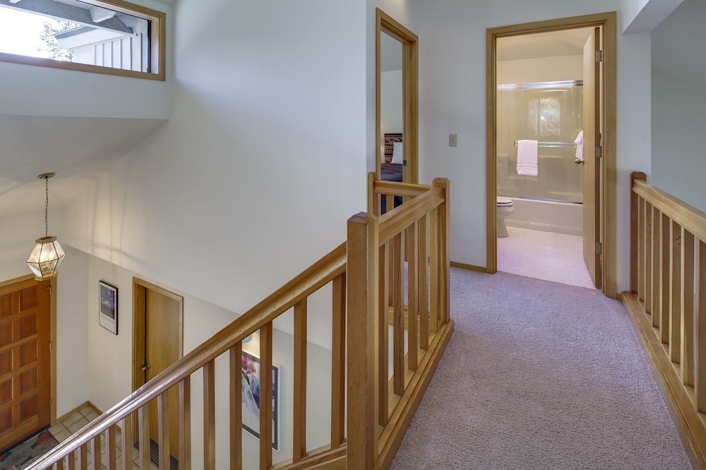 Maury Mountain 36 3 Bedroom Home