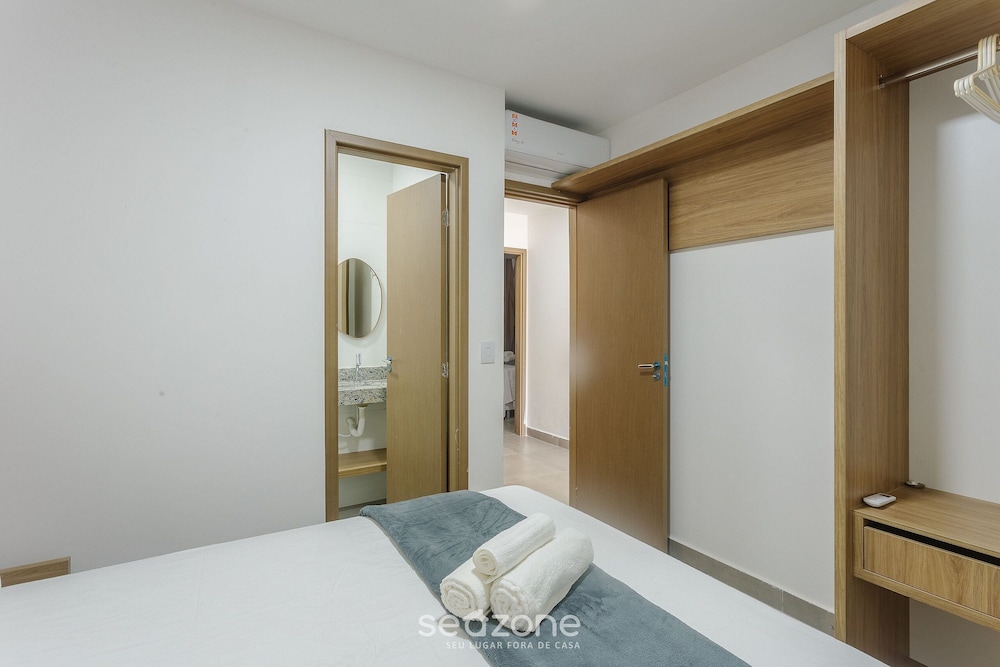 Modern and Sophisticated Apartments Near the Beach in Marau VLL
