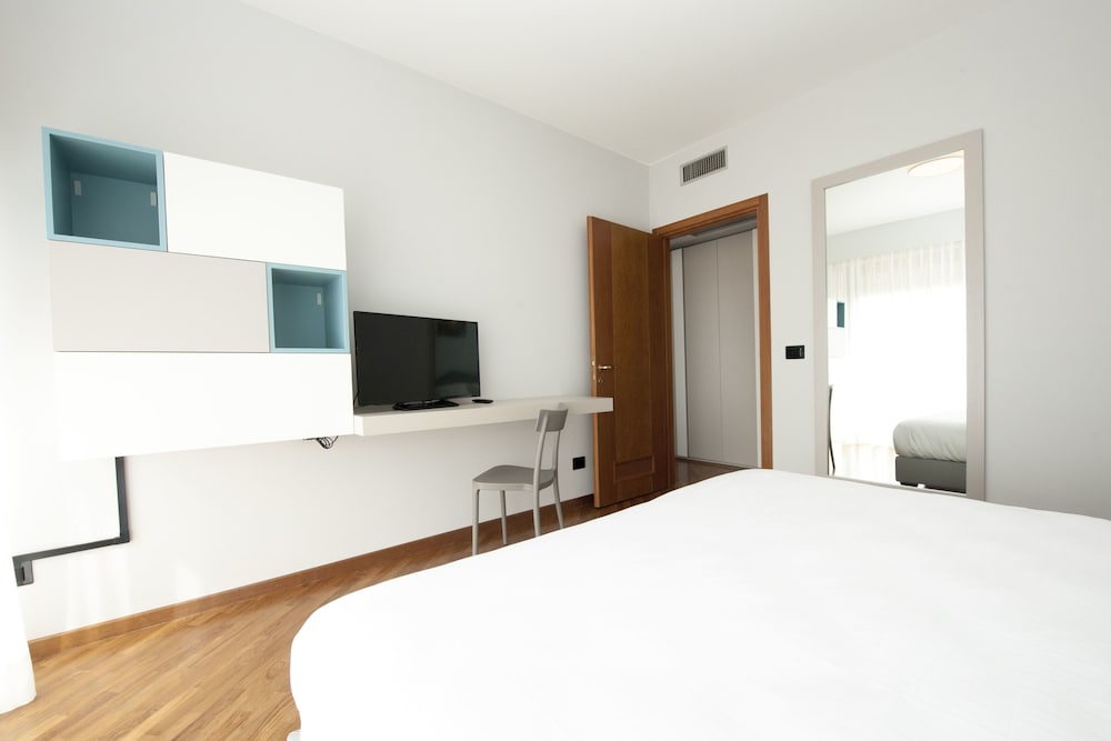 Suites Marilia Apartments