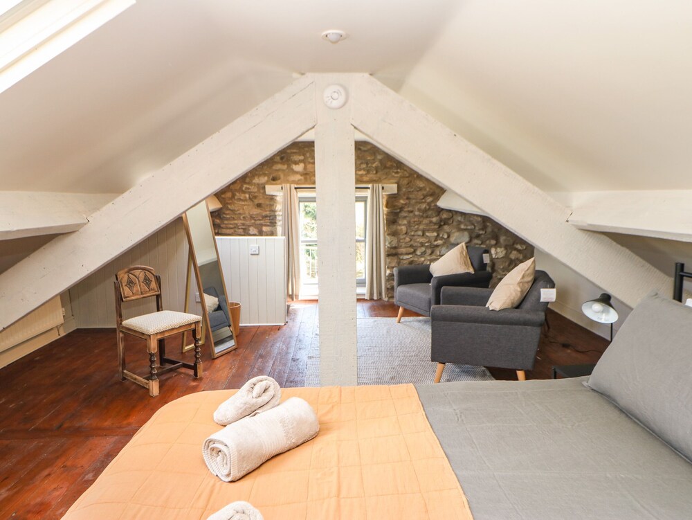 Burnt Mill Cottage