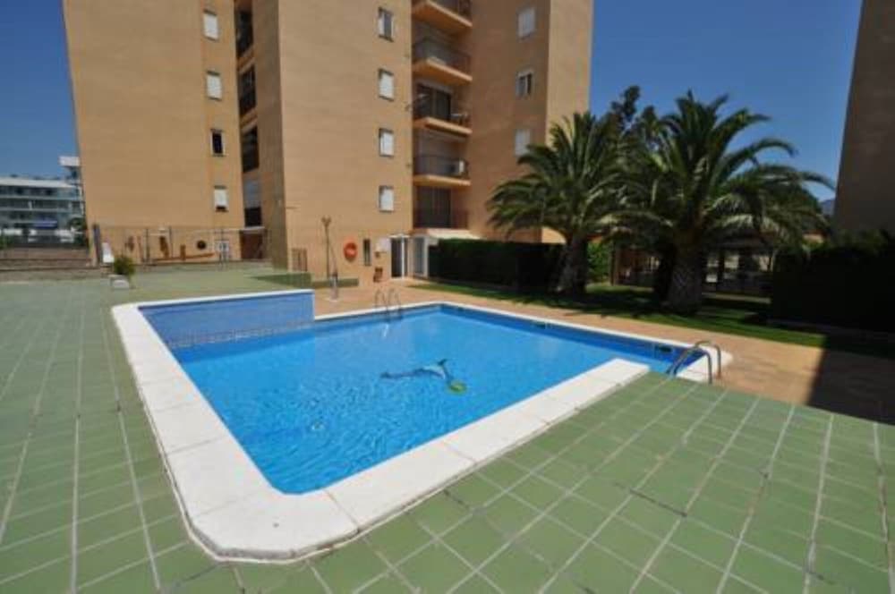 Apartment in Roses Near Sandy Beach