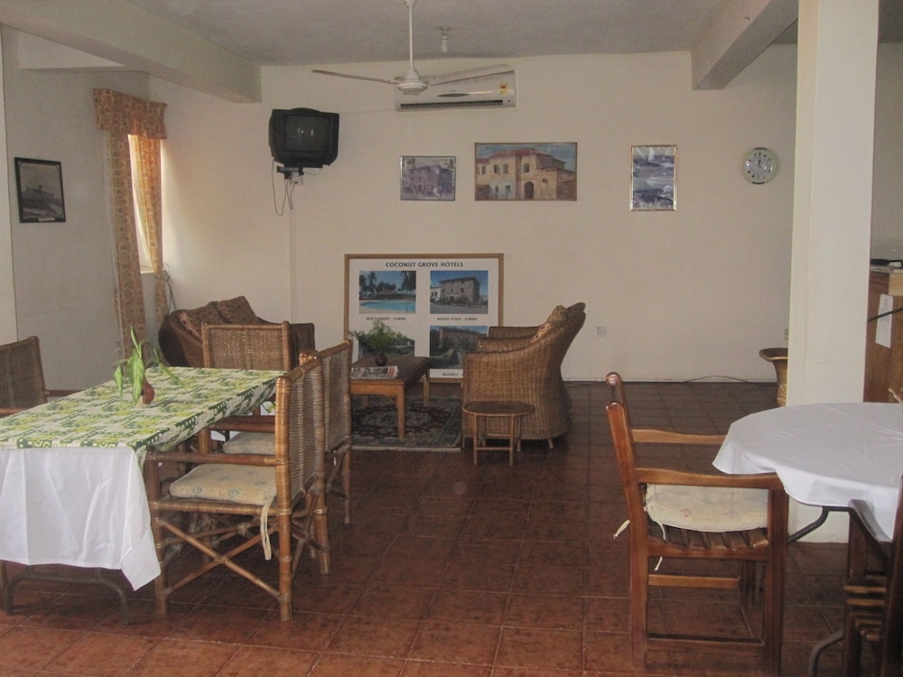 Photo 42