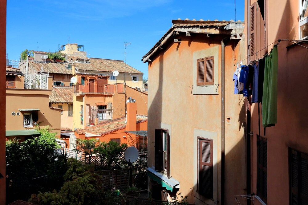 Pelliccia - WR Apartments