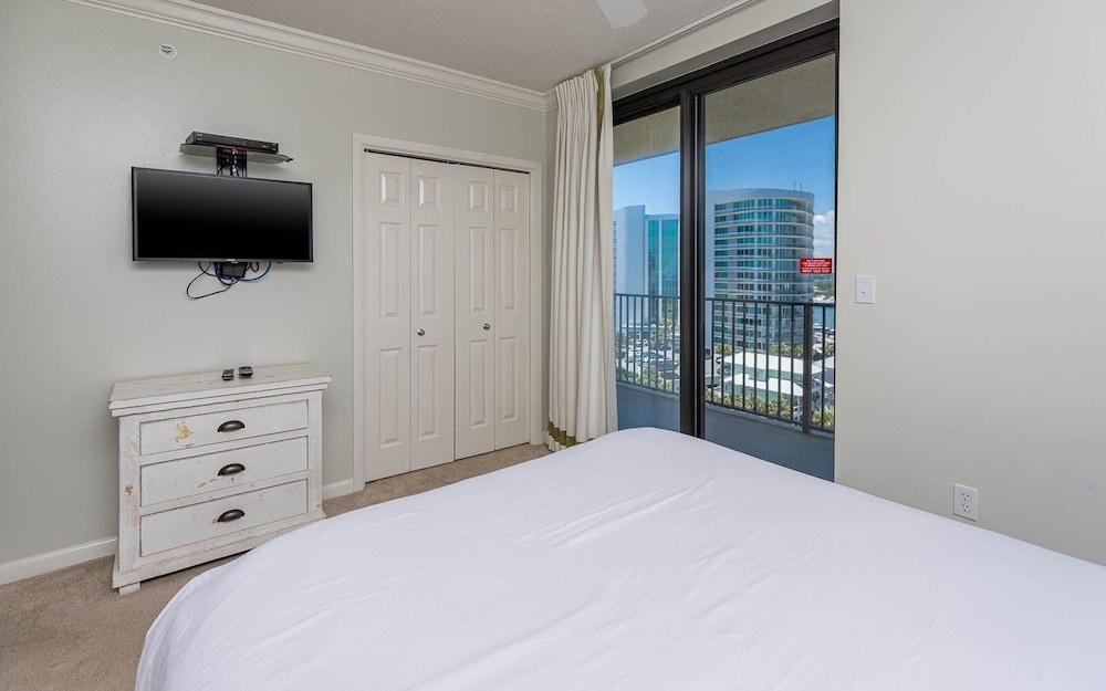Phoenix X 901 3 Bedroom Condo