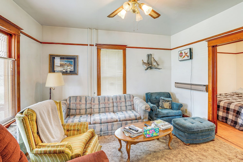 Cozy Rural Hideaway in Mcintosh County!
