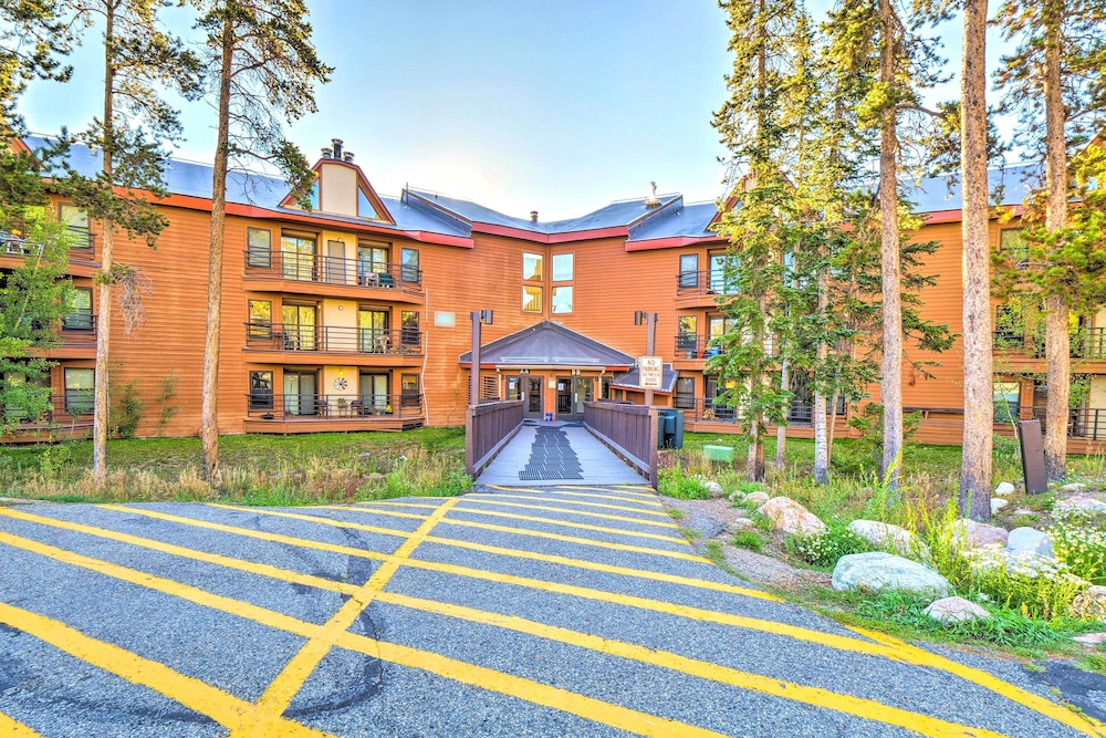Summit County Vacations - Cozy Silverthorne Condo w/ Balcony  Mtn Views! - Property Image 5