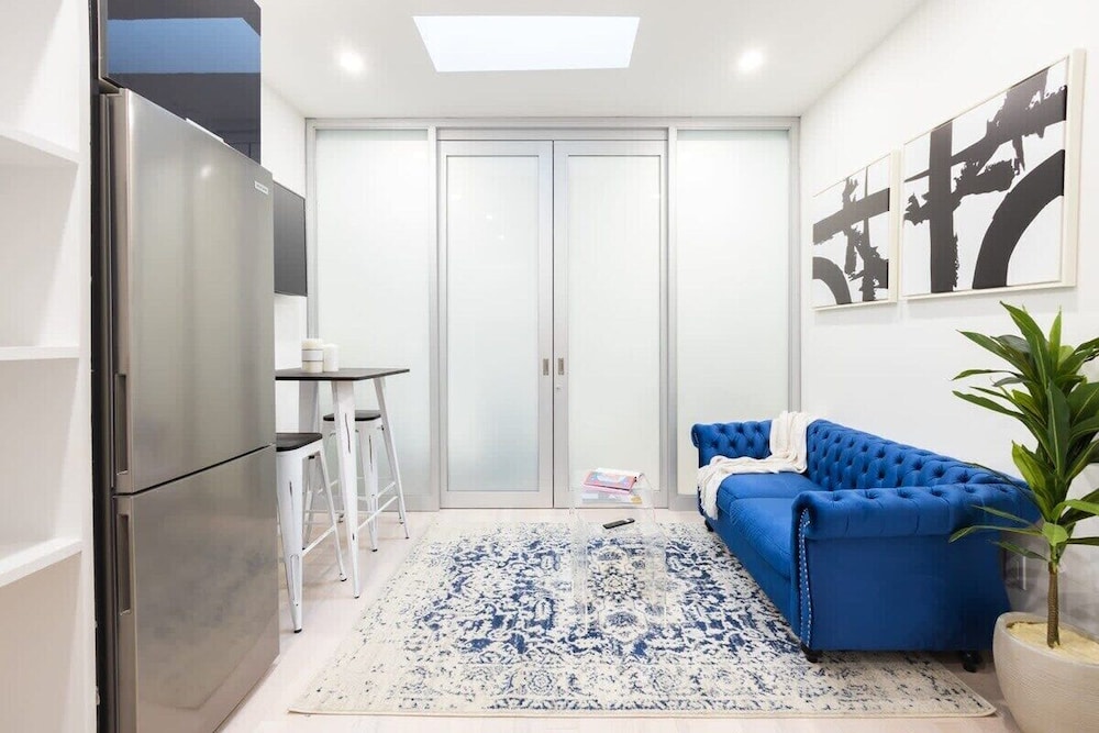 317 UES Apartments