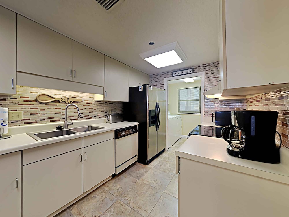 Navarre Towers by Southern Vacation Rentals