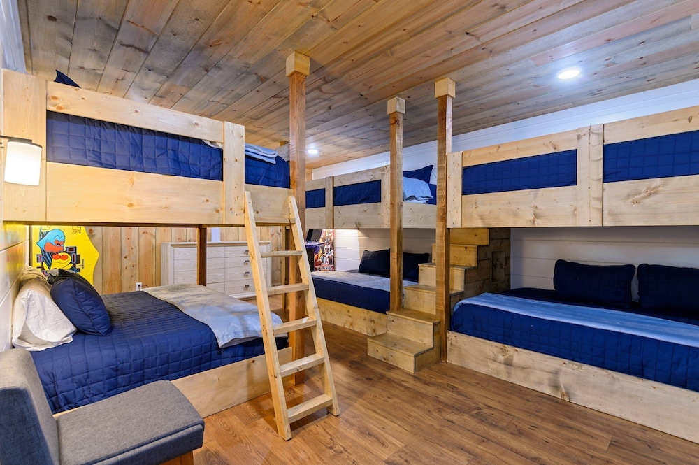 Luxury Retreat in Broken Bow
