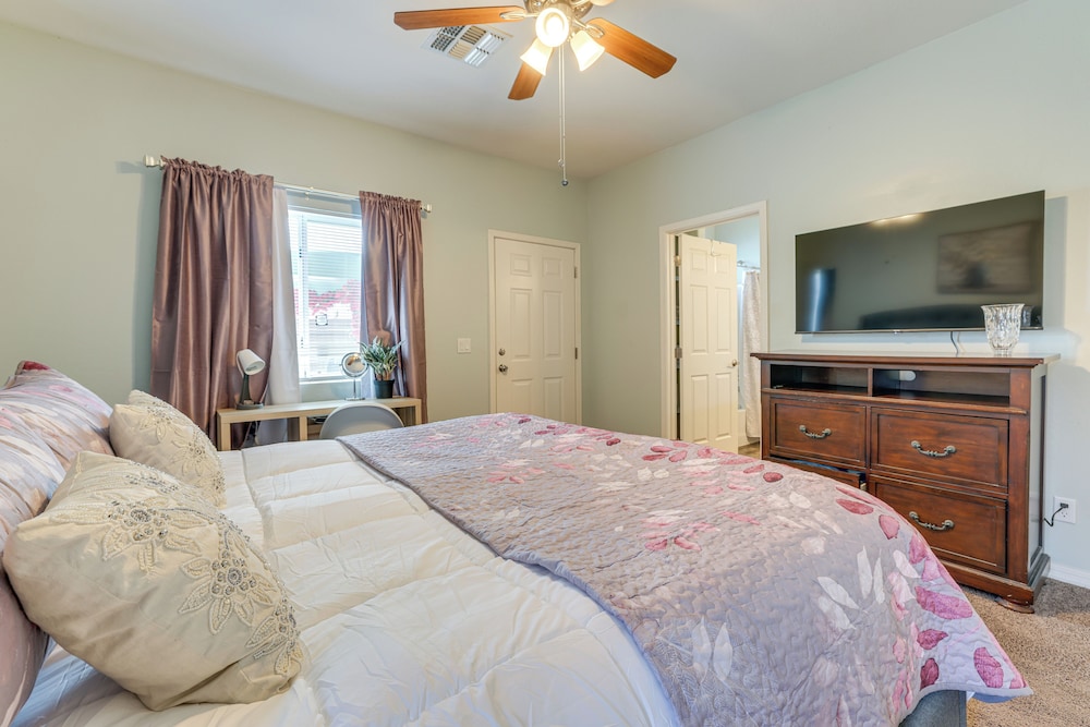 6 Mi to Dtwn Tempe: Pet-friendly Retreat w/ Yard!, photo 5