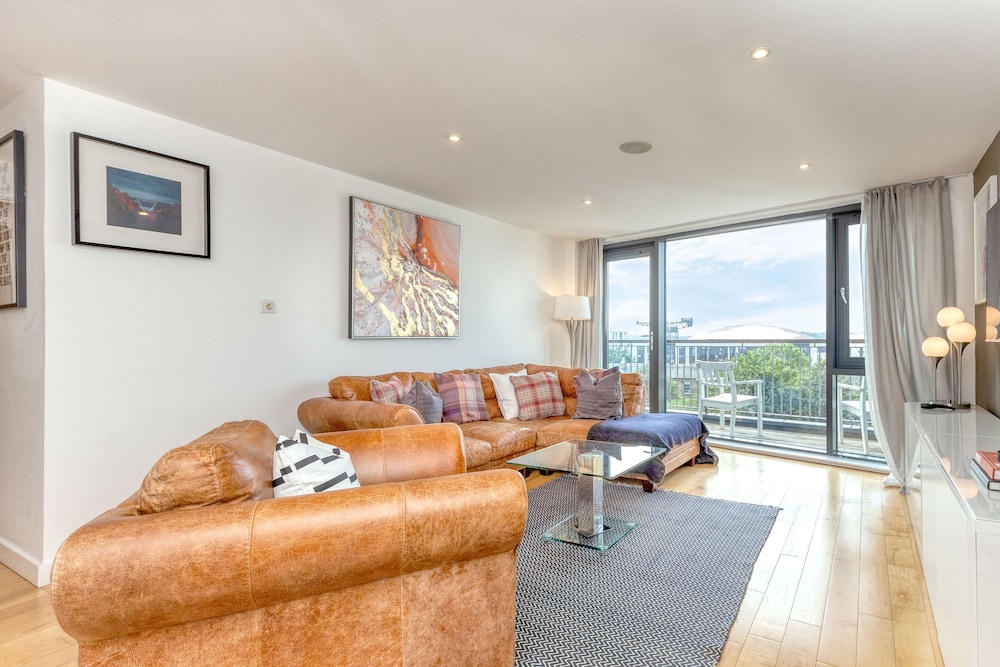 Executive 7 Apartments