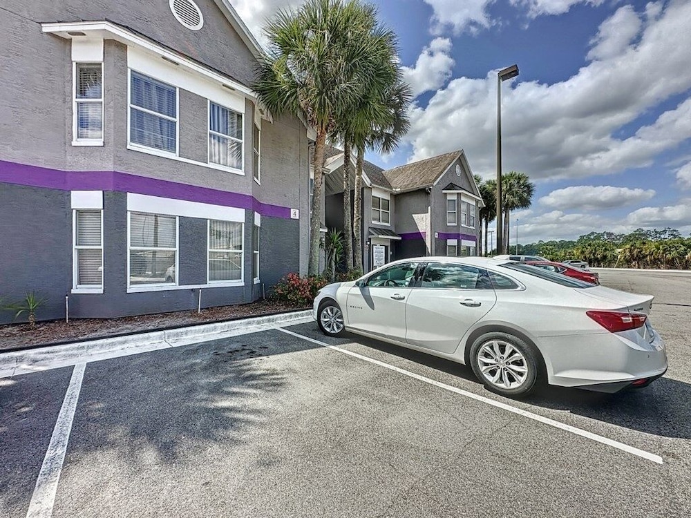 Two Bed Condo In Parkway Palms Resort 2 Bedroom Condo