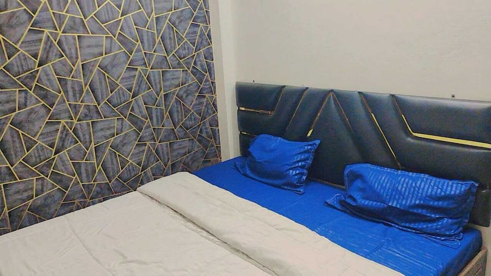 Shlok Homestay