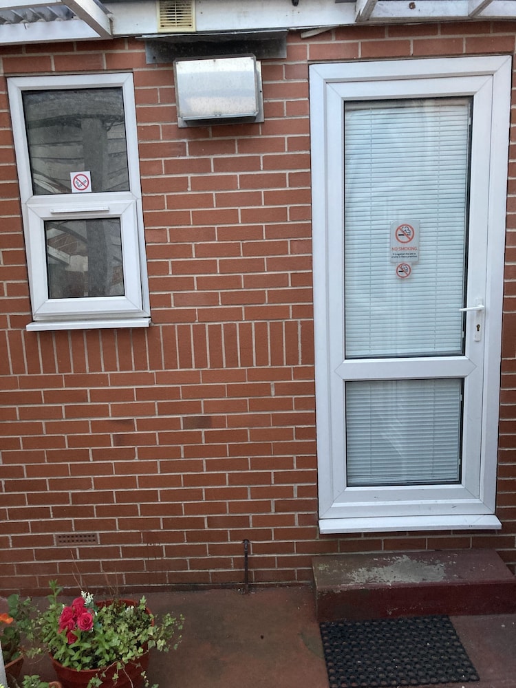 Harman Suites 1 & 2