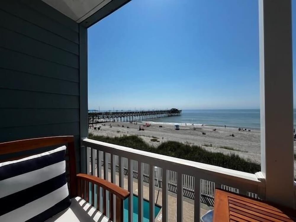 Duneside Iii 206 1 Bedroom Condo by RedAwning